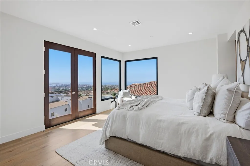 https://cdn.realtyfeed.com/cdn/127/306681912/b8b4474f22179439f48ce22be7a11858.webp