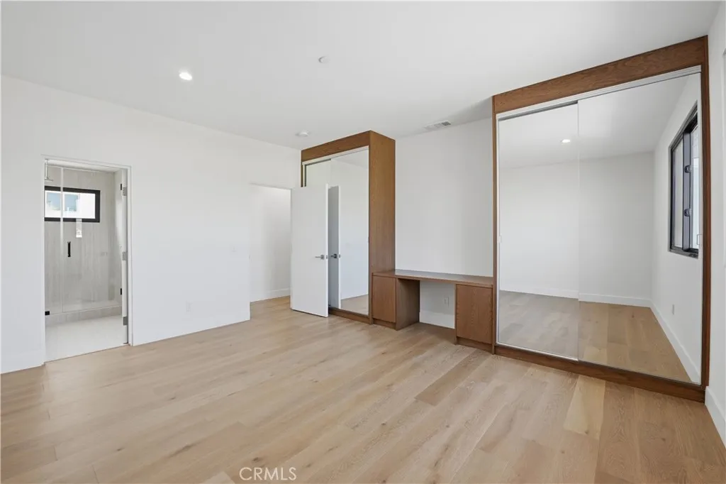 https://cdn.realtyfeed.com/cdn/127/306681912/c3d3c5cddcba6a080278b853912cebcd.webp
