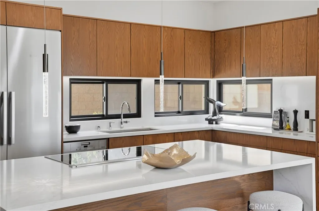 https://cdn.realtyfeed.com/cdn/127/306681912/d6052dddebb42487314ebcd778a4f73a.webp