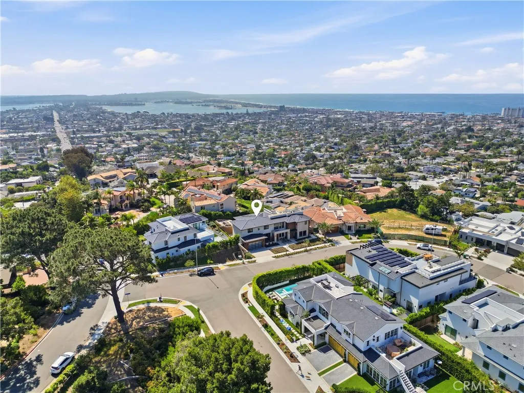 https://cdn.realtyfeed.com/cdn/127/306681912/e9ffe3162705a74d740e1e6c0578a380.webp