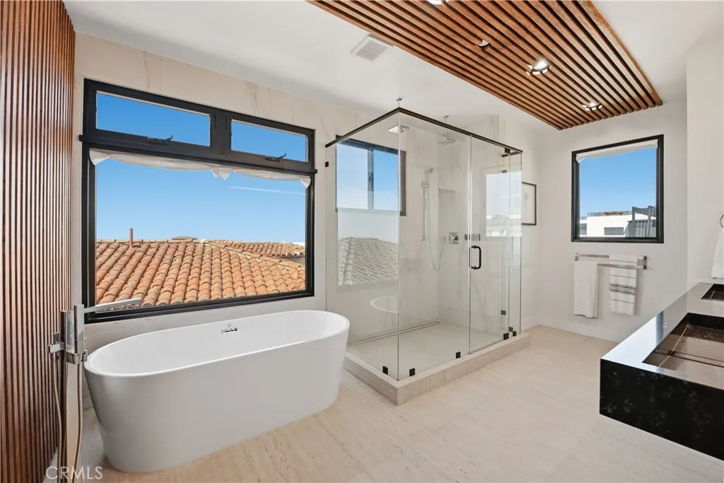 https://cdn.realtyfeed.com/cdn/127/306681912/f1acc7a04b4294e161de236478ab9578.webp