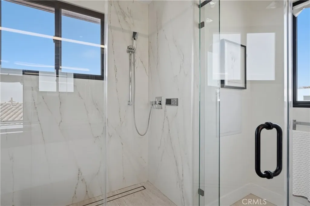 https://cdn.realtyfeed.com/cdn/127/306681912/f608f33617caa1776a8634f98a0377a0.webp