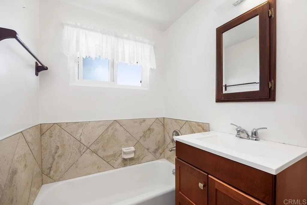 https://cdn.realtyfeed.com/cdn/127/306681928/254a579a61f142c11673b8b6c0432e32.webp