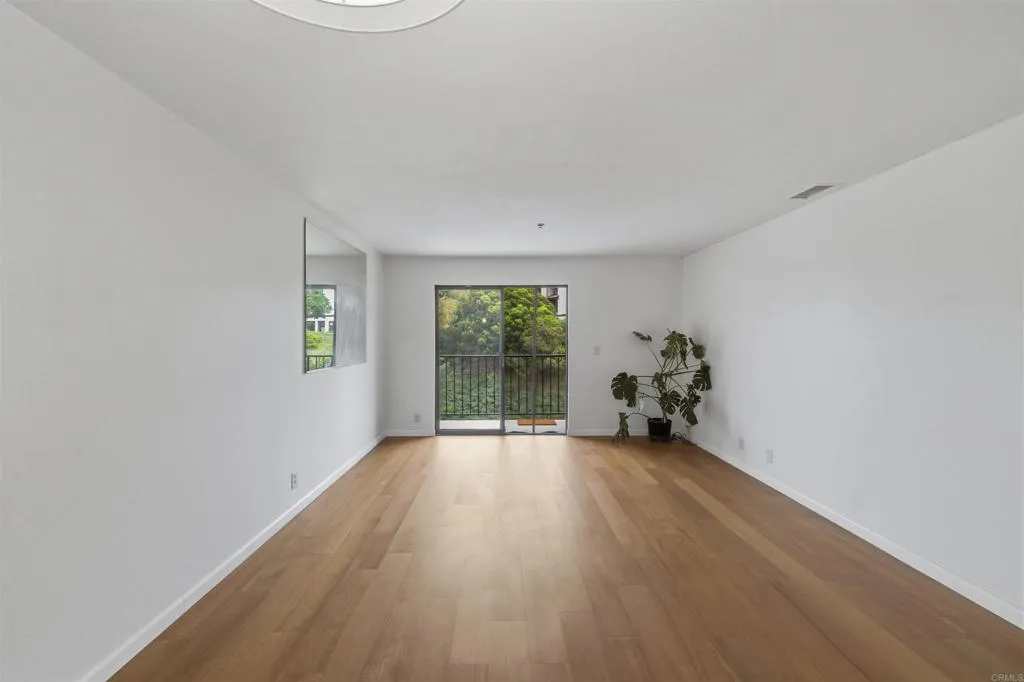 Photo #4: NDP2603167 Listing: Photo #4