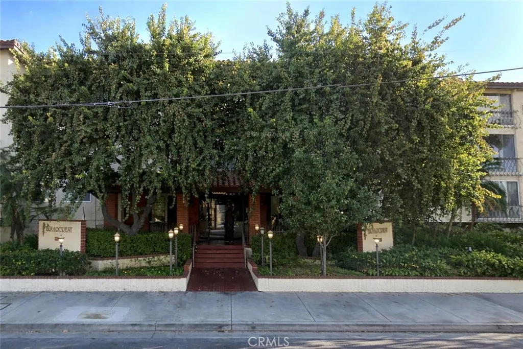 Valley Village, CA 91607