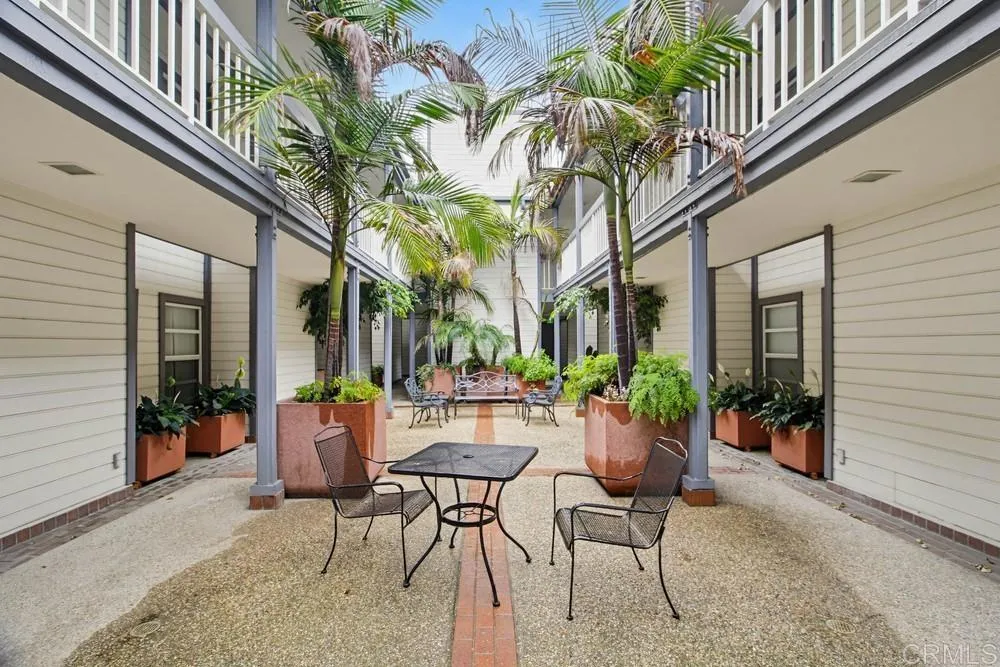 https://cdn.realtyfeed.com/cdn/127/306682013/1d1655df008802731f78f738f4385646.webp