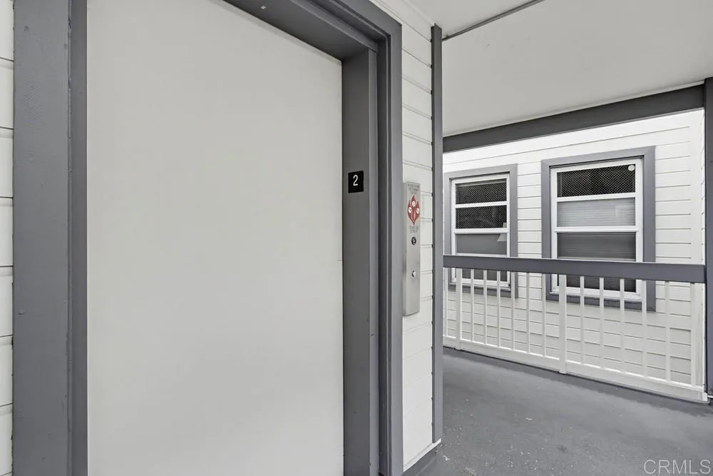 https://cdn.realtyfeed.com/cdn/127/306682013/32eef280b1a7d5ed236b2c7c7030f06d.webp