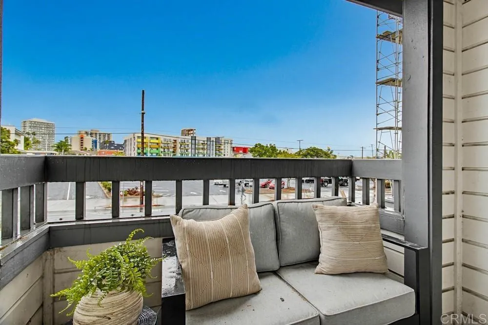 https://cdn.realtyfeed.com/cdn/127/306682013/597ad557583f745b2504d3b3ded26402.webp