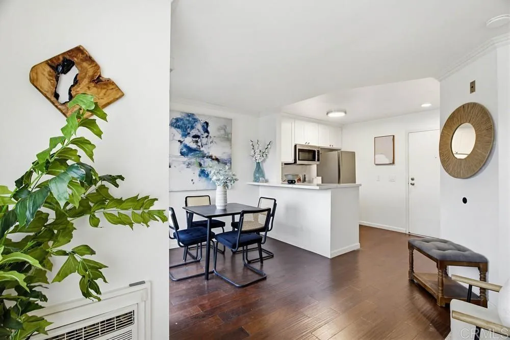 https://cdn.realtyfeed.com/cdn/127/306682013/abcc497482e3e0b47b06392bd8422b0e.webp