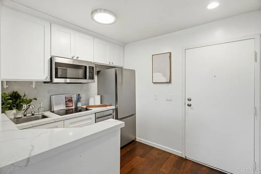 https://cdn.realtyfeed.com/cdn/127/306682013/b8b76548bd07469d3f32a2f1e5ec0019.webp