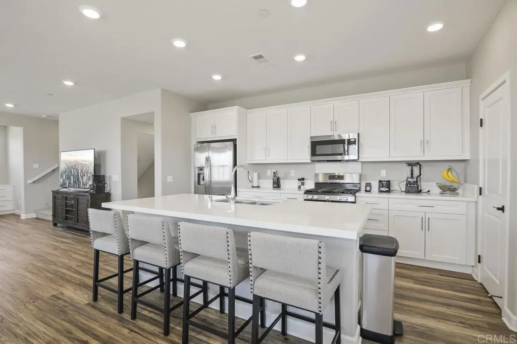 Photo #8: PTP2602470 Listing: Photo #8