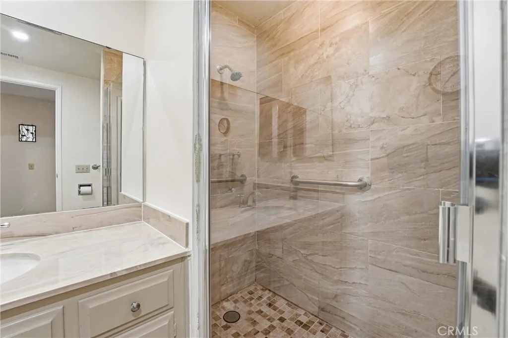 Photo #31: TR26014175 Listing: Photo #31