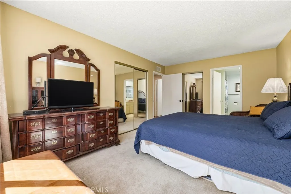 Photo #25: TR26014175 Listing: Photo #25