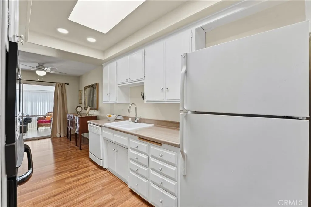 Photo #23: TR26014175 Listing: Photo #23