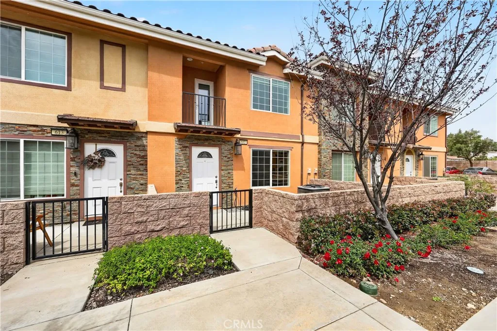 Fontana, CA 92335