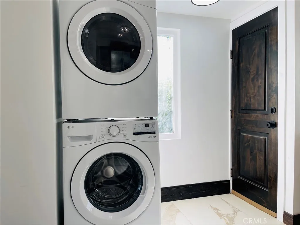 3225 Locust, Riverside, CA, 92501