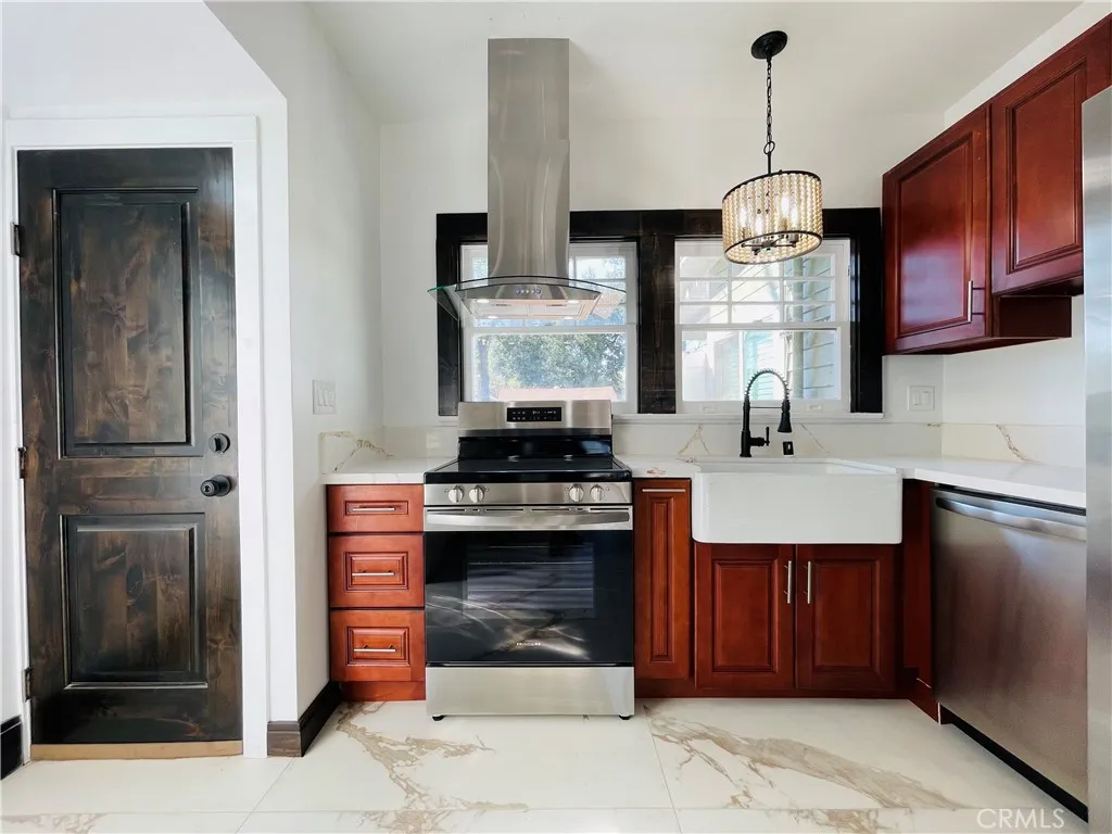 3225 Locust, Riverside, CA, 92501