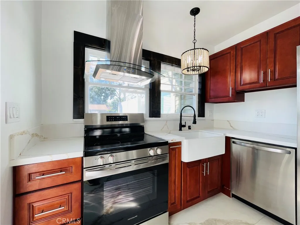 3225 Locust, Riverside, CA, 92501