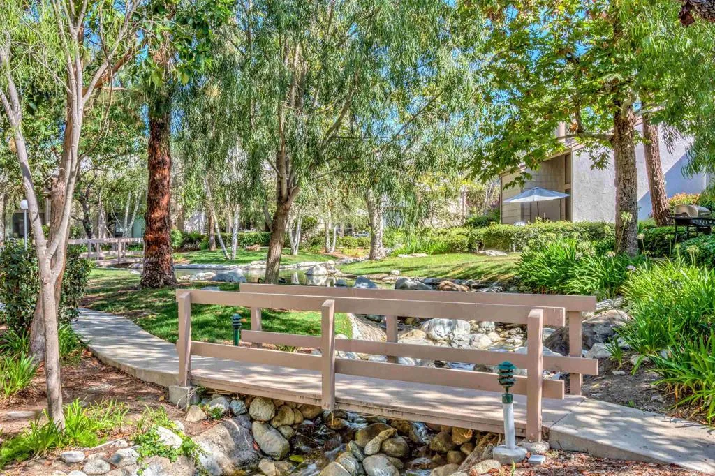 Laguna Hills, CA 92656