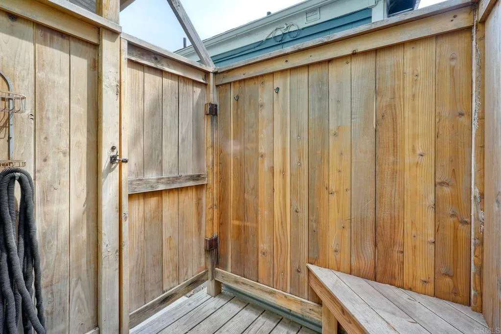 https://cdn.realtyfeed.com/cdn/127/306682119/791656f684e7c90fbc65315f7a543722.webp