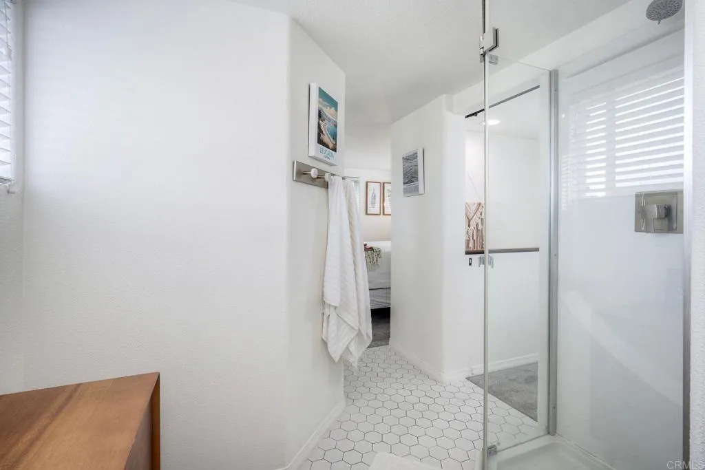 https://cdn.realtyfeed.com/cdn/127/306682119/ec41a63950add154b5a4c216c9e4a4b6.webp