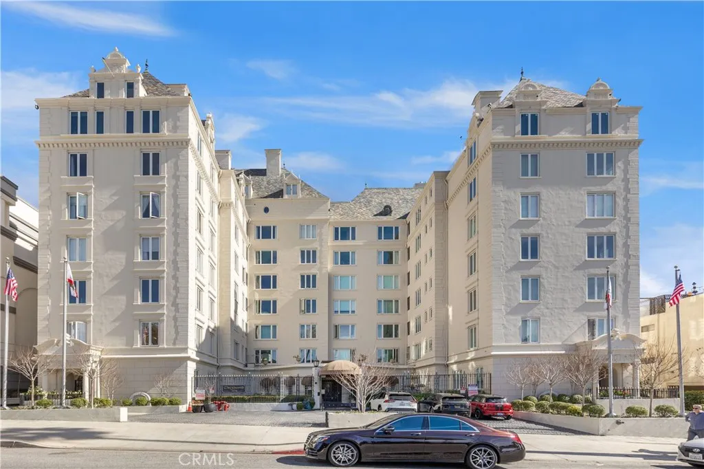 West Hollywood, CA 90046