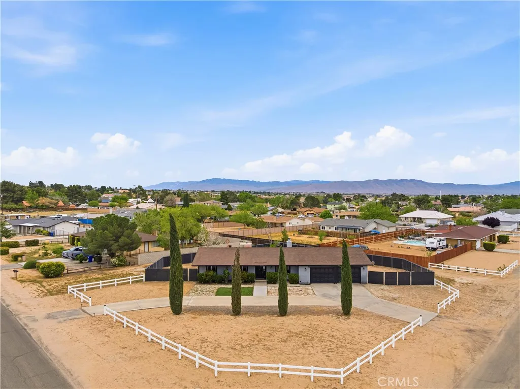 Apple Valley, CA 92307