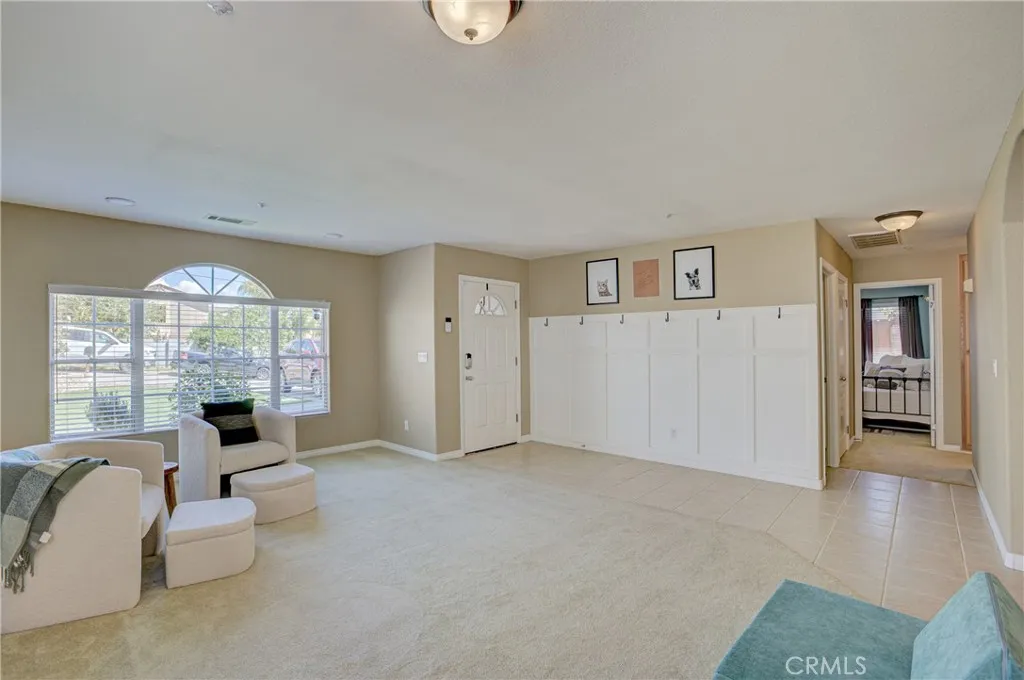 https://cdn.realtyfeed.com/cdn/127/306682228/0fcc733770c98eab80aac0a0c0399b99.webp