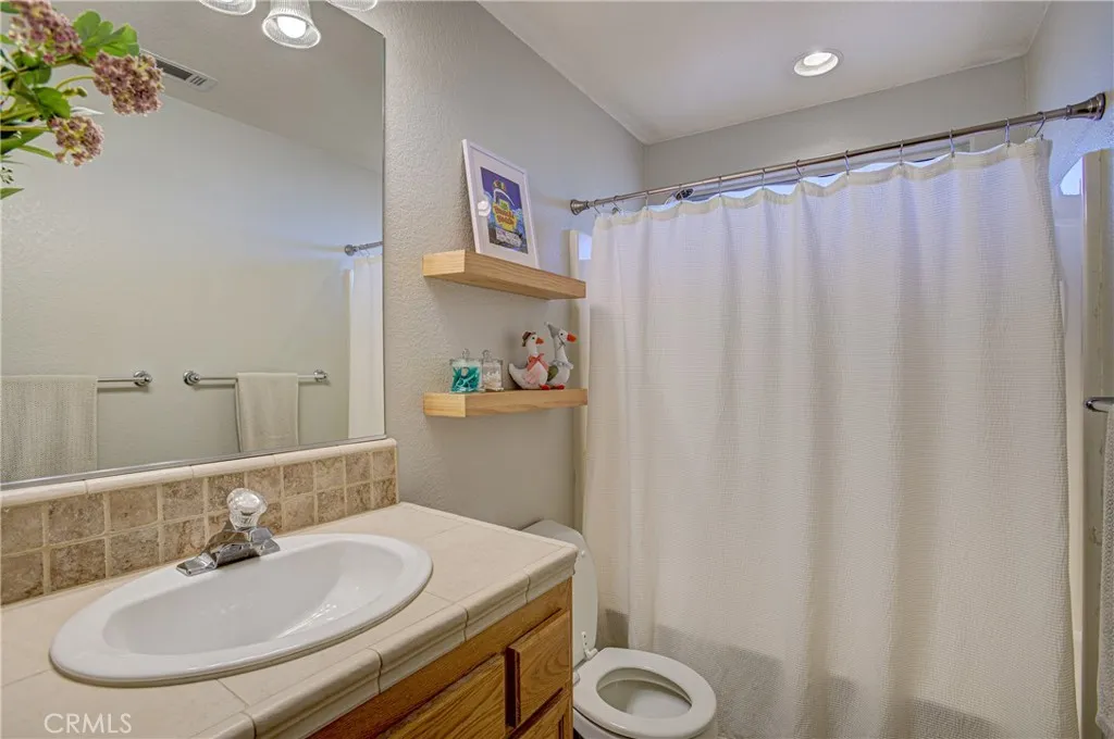 https://cdn.realtyfeed.com/cdn/127/306682228/35b421710cbdda864aa89aaa03938d78.webp