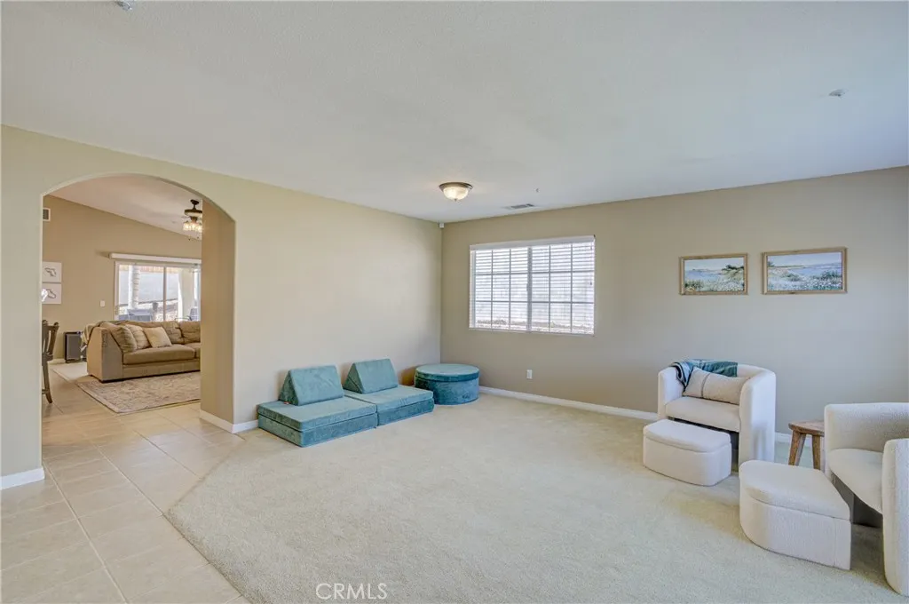 https://cdn.realtyfeed.com/cdn/127/306682228/9ea5d159659f090f4f250532589f0f4b.webp