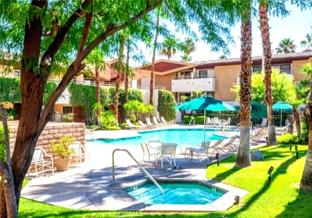 467 S Calle El Segundo Unit D3, Palm Springs, CA 92262 - Photo 3 of 14, Palm Springs, CA