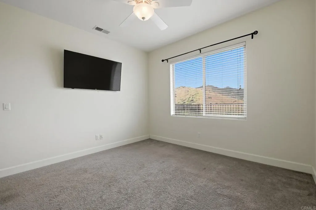 https://cdn.realtyfeed.com/cdn/127/306682373/1da8f7550c39534fec7788e08c64156c.webp