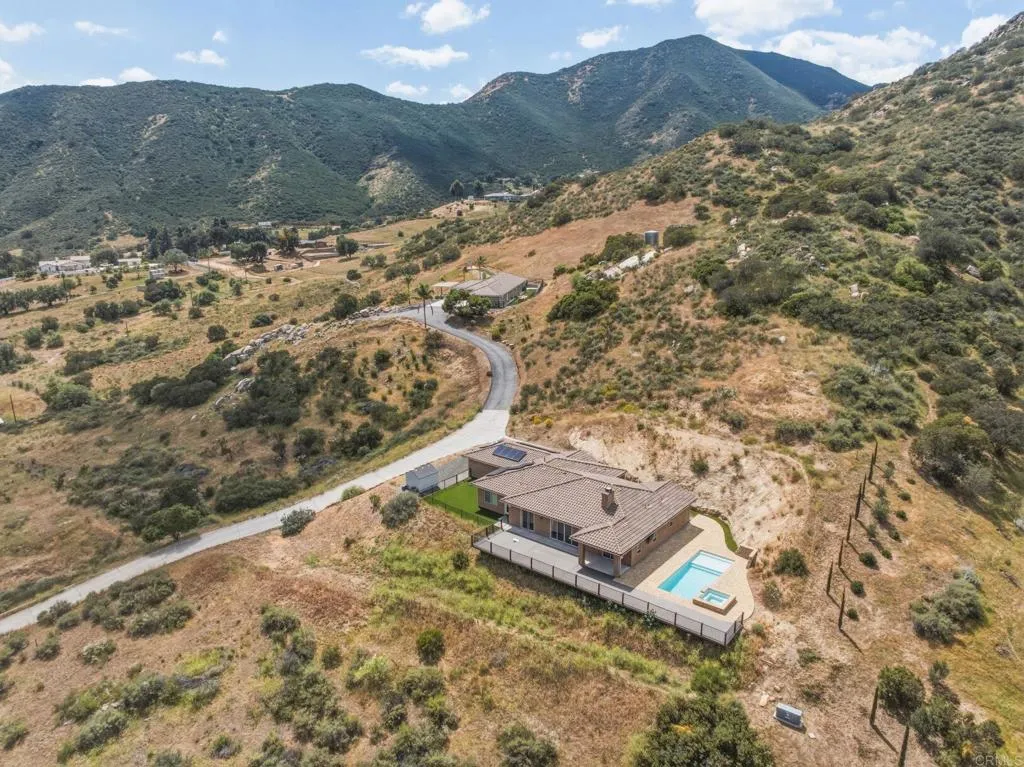 https://cdn.realtyfeed.com/cdn/127/306682373/ab38e7e578d9bc1459b7108f535c6572.webp