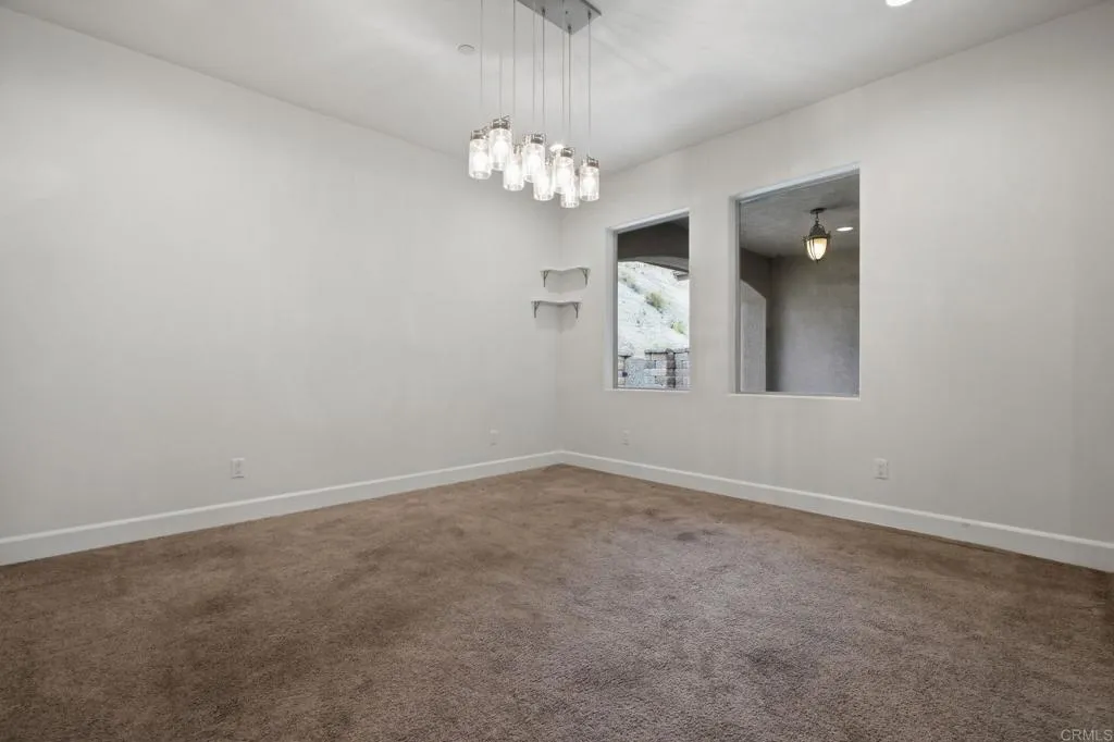https://cdn.realtyfeed.com/cdn/127/306682373/b92d301e11cd1a59549a08e0b0370b26.webp