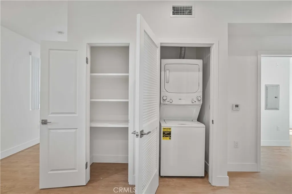 8750 Sepulveda Boulevard UNIT 302, North Hills, CA, 91343