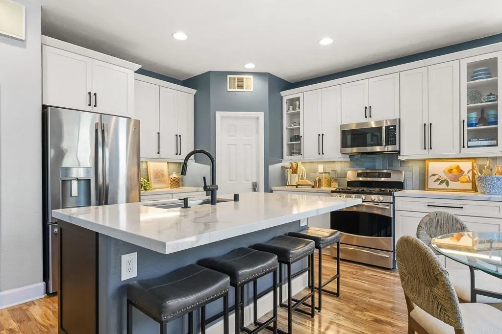 https://cdn.realtyfeed.com/cdn/127/306682395/1f7afe9a6c8e595d14ea18c0560ff59f.webp