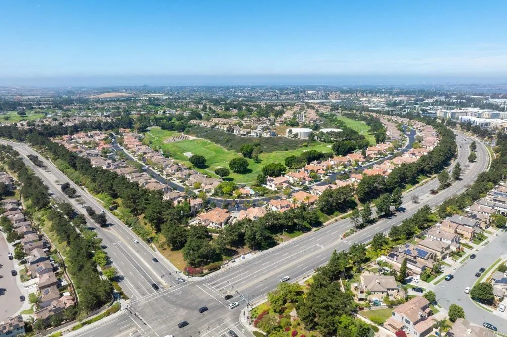 https://cdn.realtyfeed.com/cdn/127/306682395/c135002fcd336458ceaa02648c7a3dcc.webp