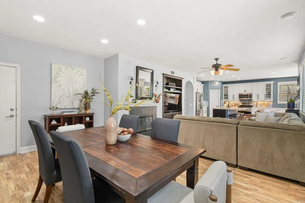 https://cdn.realtyfeed.com/cdn/127/306682395/e7e1e28ba0b180ebe8a06b6b14fd5bb1.webp