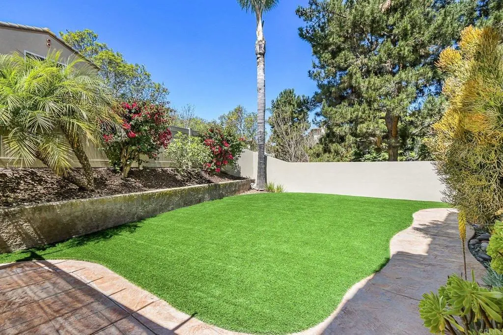 https://cdn.realtyfeed.com/cdn/127/306682395/f67069a996b2f802918152681eb601cf.webp