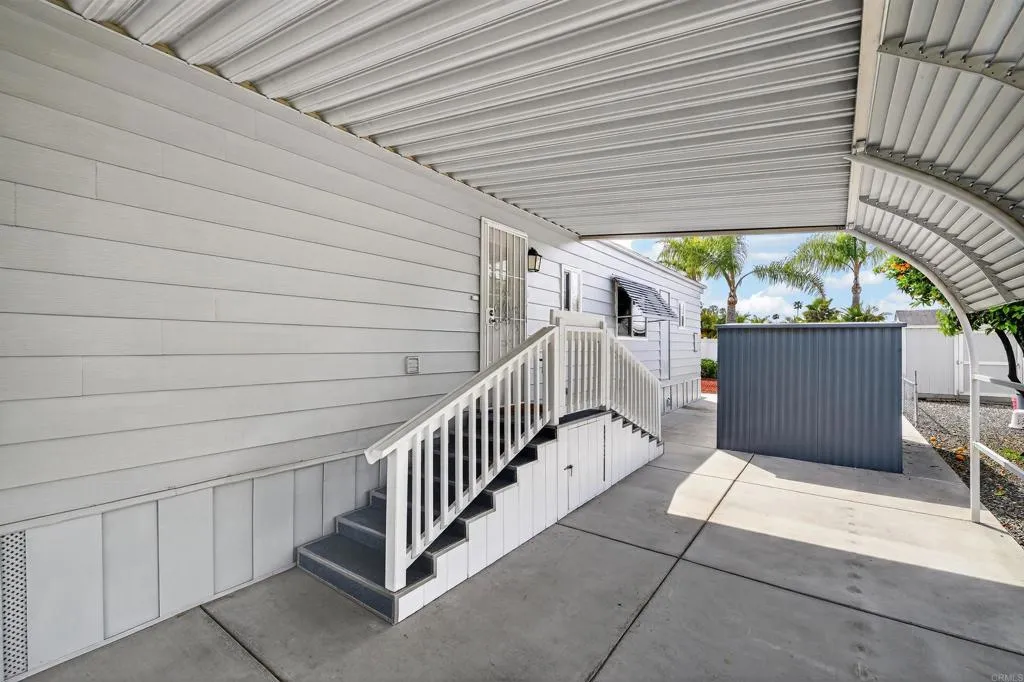 https://cdn.realtyfeed.com/cdn/127/306682414/f1e1f8c15e31fc445125c381eca21442.webp