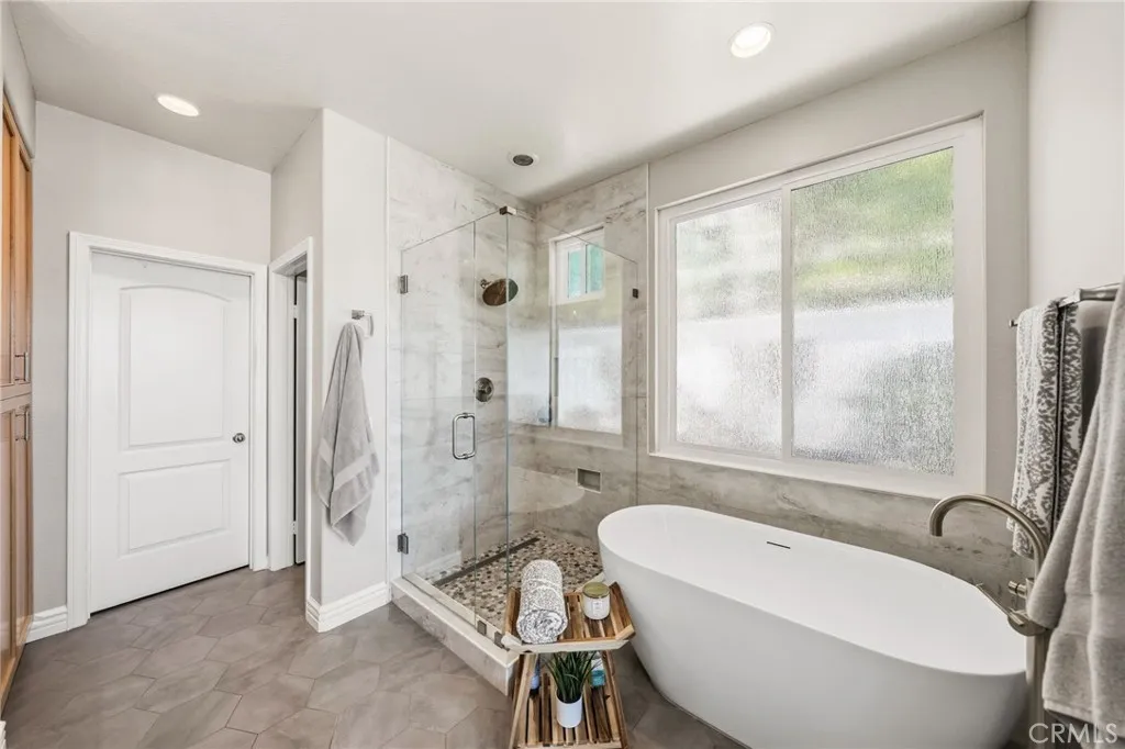 https://cdn.realtyfeed.com/cdn/127/306682426/40645d67b1798d05c2f660224aacfc7d.webp