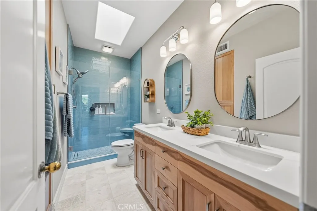 https://cdn.realtyfeed.com/cdn/127/306682426/aaeb3df3e66872aa8fc56cb11b78b623.webp