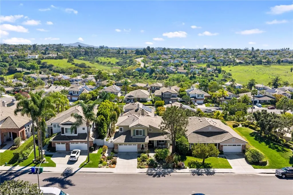 https://cdn.realtyfeed.com/cdn/127/306682426/e73c69d1b4959c3b80f1c783a8eb8d7c.webp