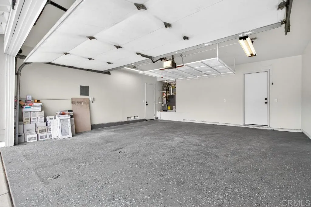https://cdn.realtyfeed.com/cdn/127/306682460/037ce294dfa93d74821df76c40c82f6d.webp