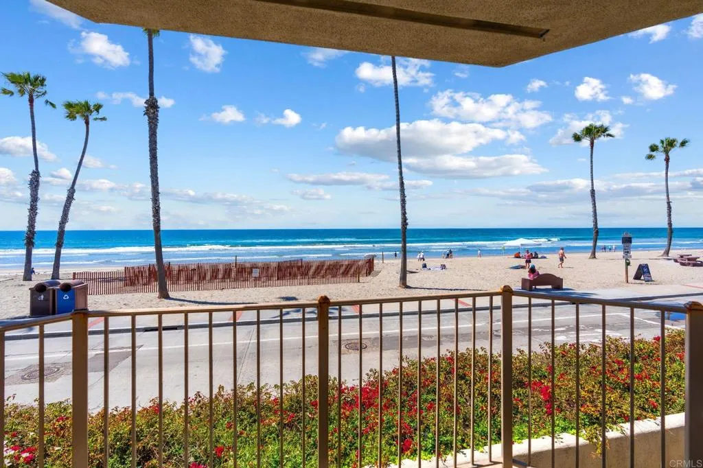 600 N The Strand Unit 43