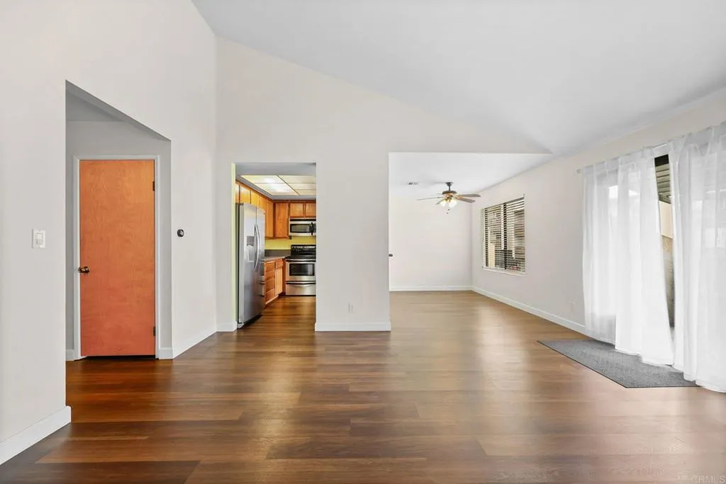 https://cdn.realtyfeed.com/cdn/127/306682509/71cead4e33df3cc0fc5bfe95249cfe5b.webp