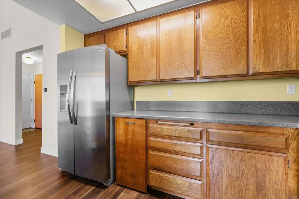 https://cdn.realtyfeed.com/cdn/127/306682509/96ebb95d9fe9f07e0de115626559cc92.webp