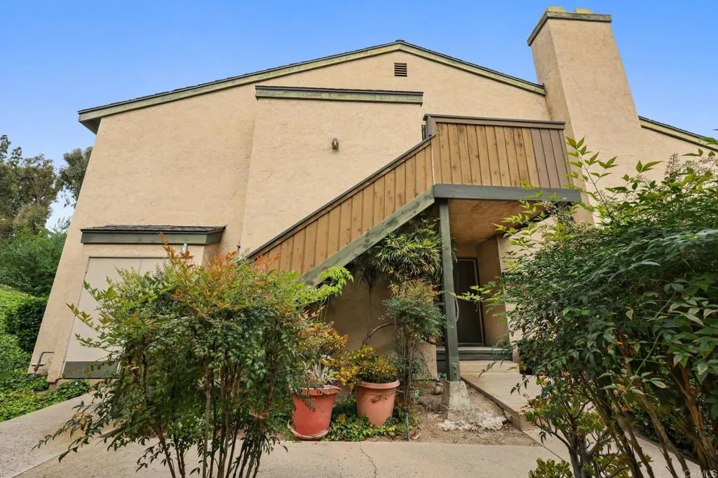 https://cdn.realtyfeed.com/cdn/127/306682509/d1e3e37f8292251f56eba171e1976b5c.webp