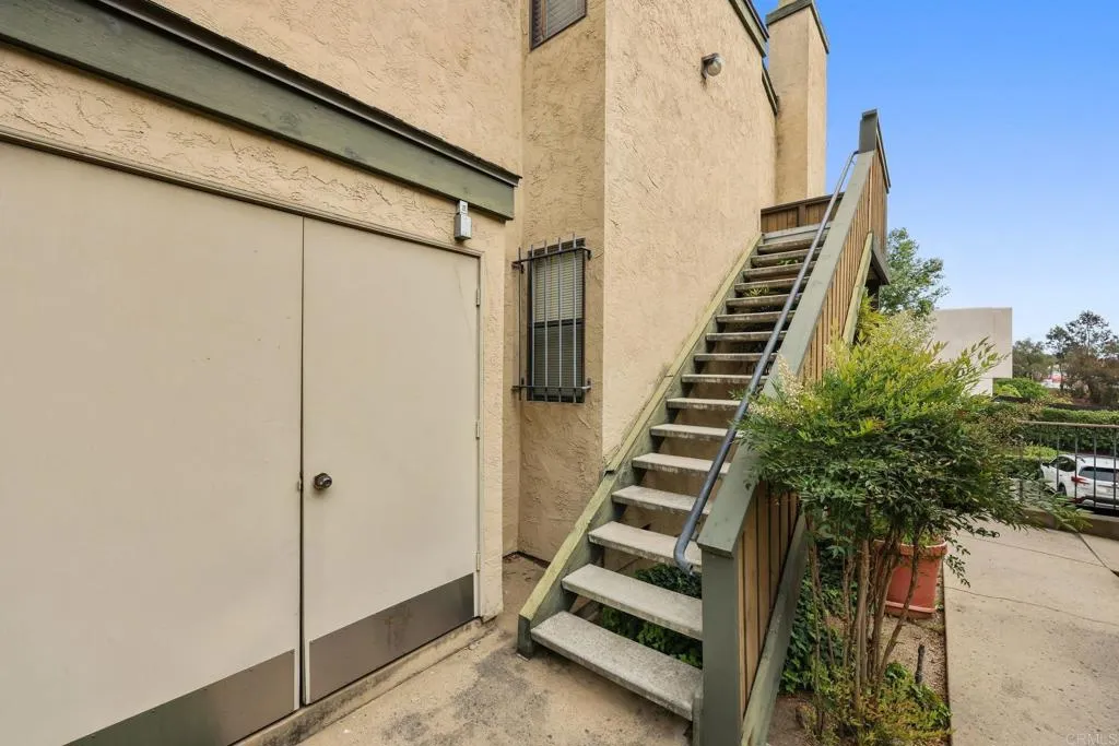 https://cdn.realtyfeed.com/cdn/127/306682509/e61946ed3b5309cfb5ce4a5ebd93719f.webp