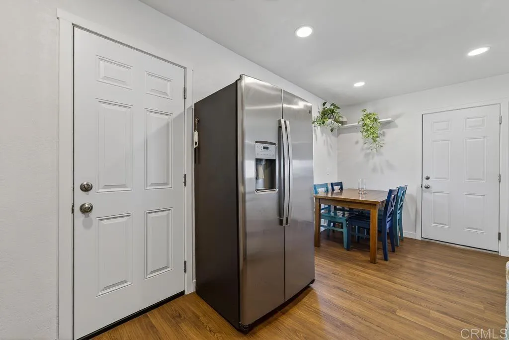 https://cdn.realtyfeed.com/cdn/127/306682536/e63fff8201cf43e58c17d01dc1c5e8d8.webp